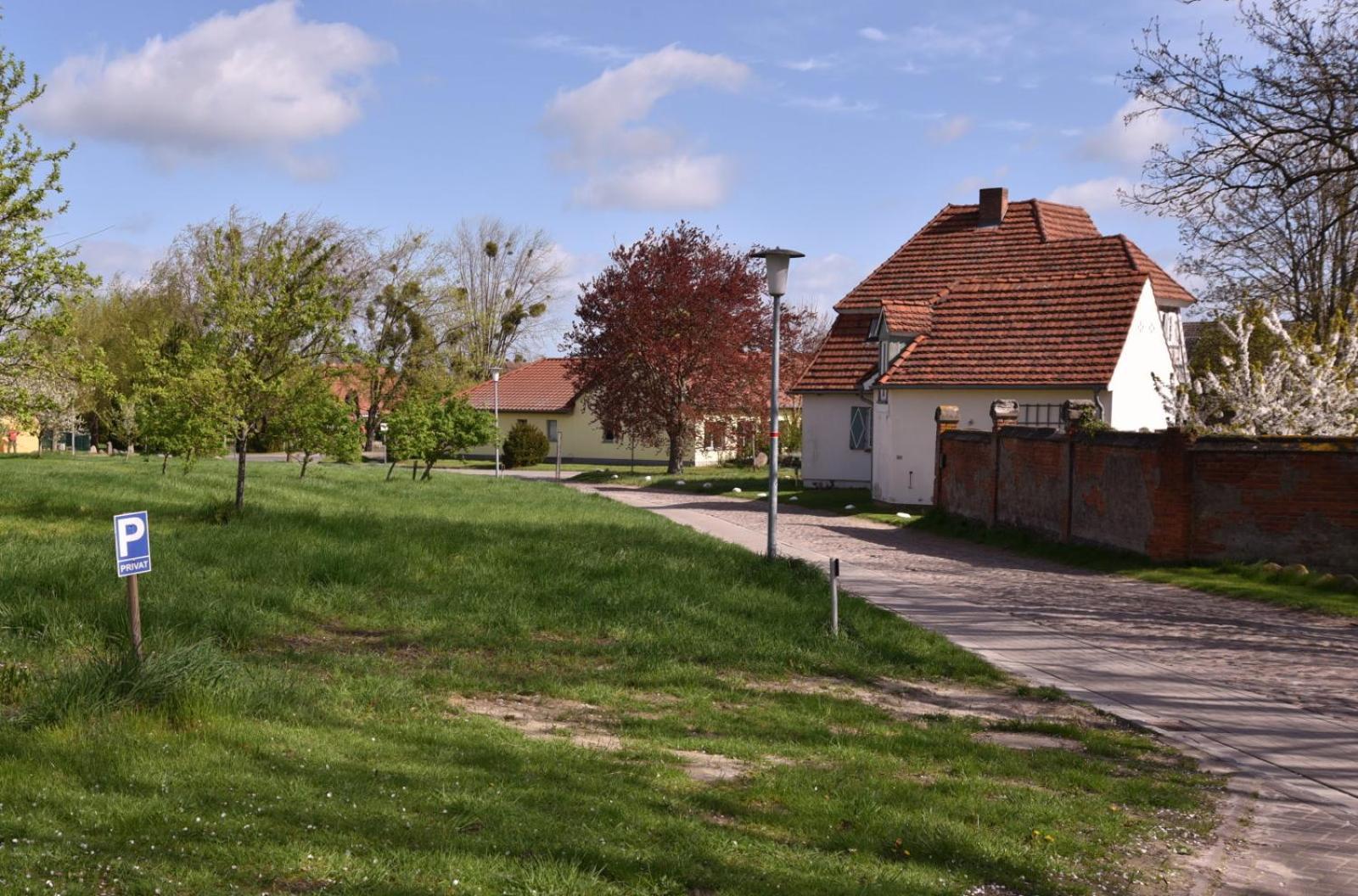 Forsthaus Lelkendorf / Ferienwohnung Екстериор снимка